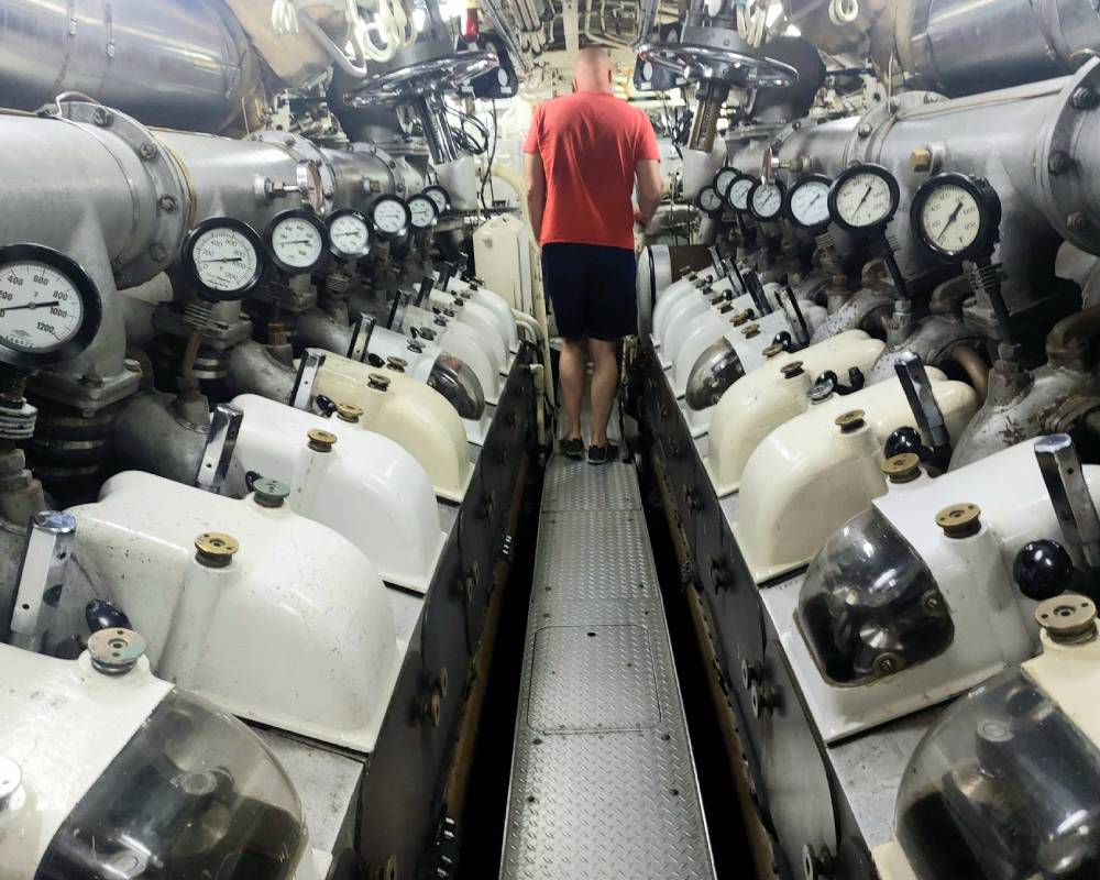 engine room HMCS 'Ojibwa Submarine