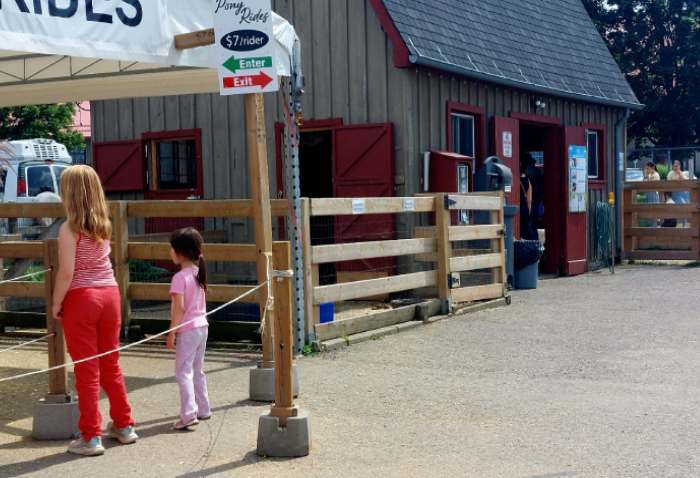 Live animals shed at St. Jacobs Market
